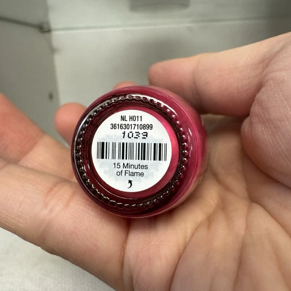OPI - 15 Minutes of Flame - HO11 - HOLLYWOOD - Spring 2021